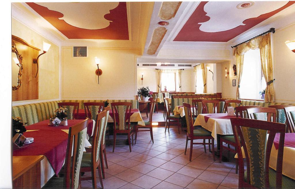 Gasthof Muhr Wirt Z'Bierbaum Hotel Gampern Esterno foto