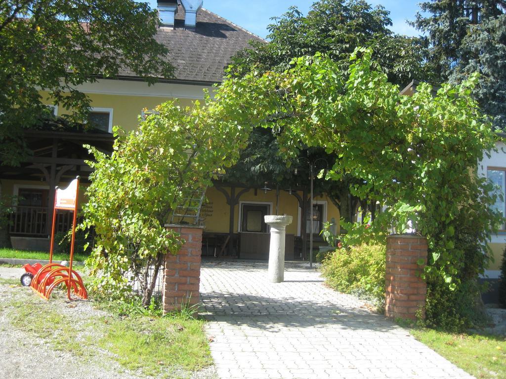 Gasthof Muhr Wirt Z'Bierbaum Hotel Gampern Esterno foto