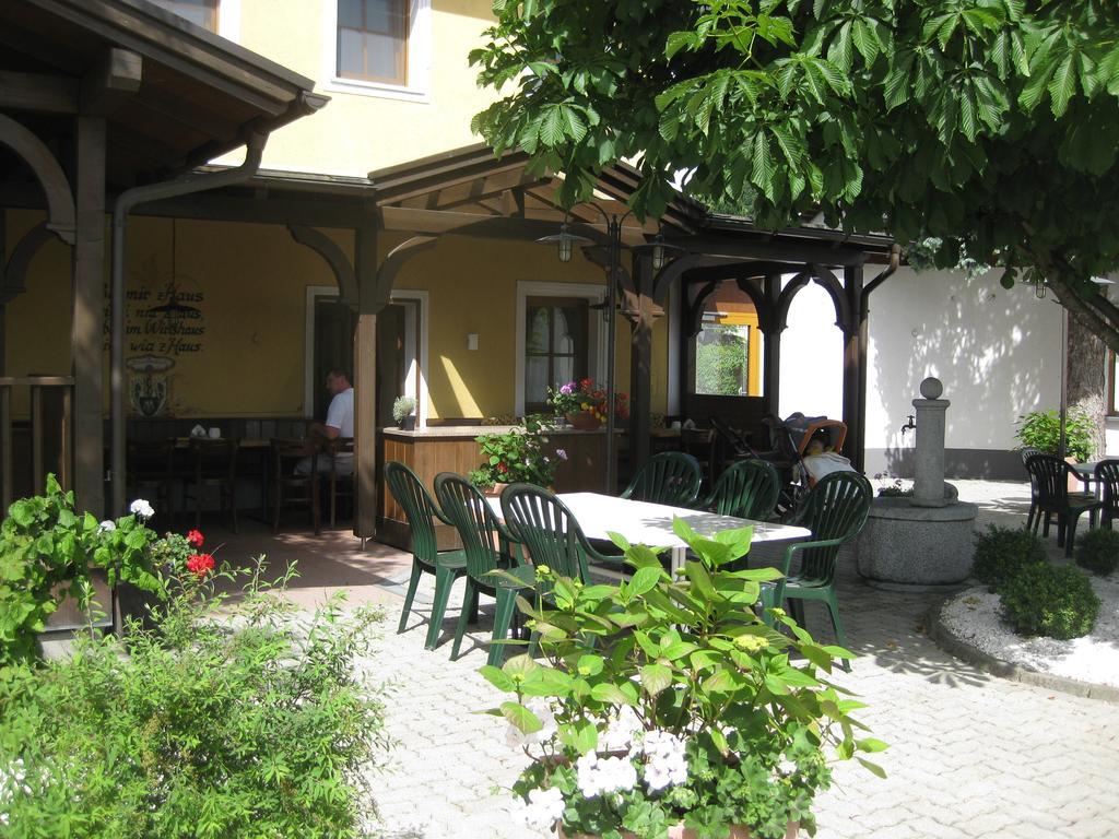 Gasthof Muhr Wirt Z'Bierbaum Hotel Gampern Esterno foto
